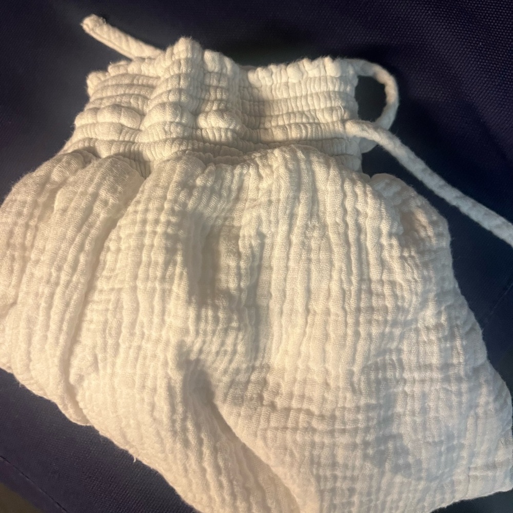 Cute white linen shorts
